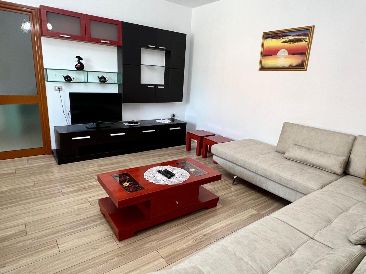 Comfort Home-Apartment Тирана Экстерьер фото