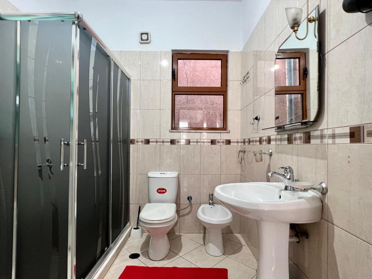 Comfort Home-Apartment Тирана Экстерьер фото