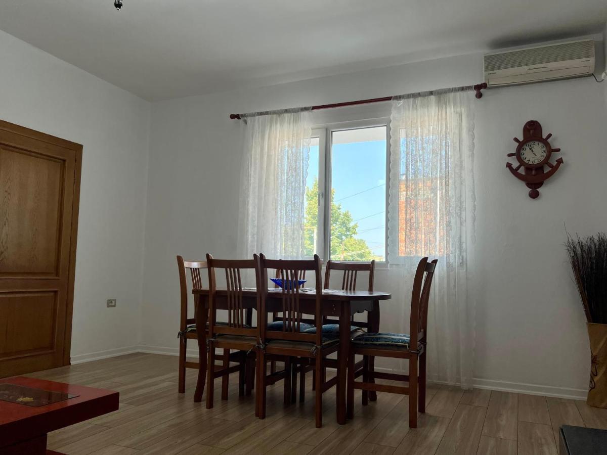 Comfort Home-Apartment Тирана Экстерьер фото